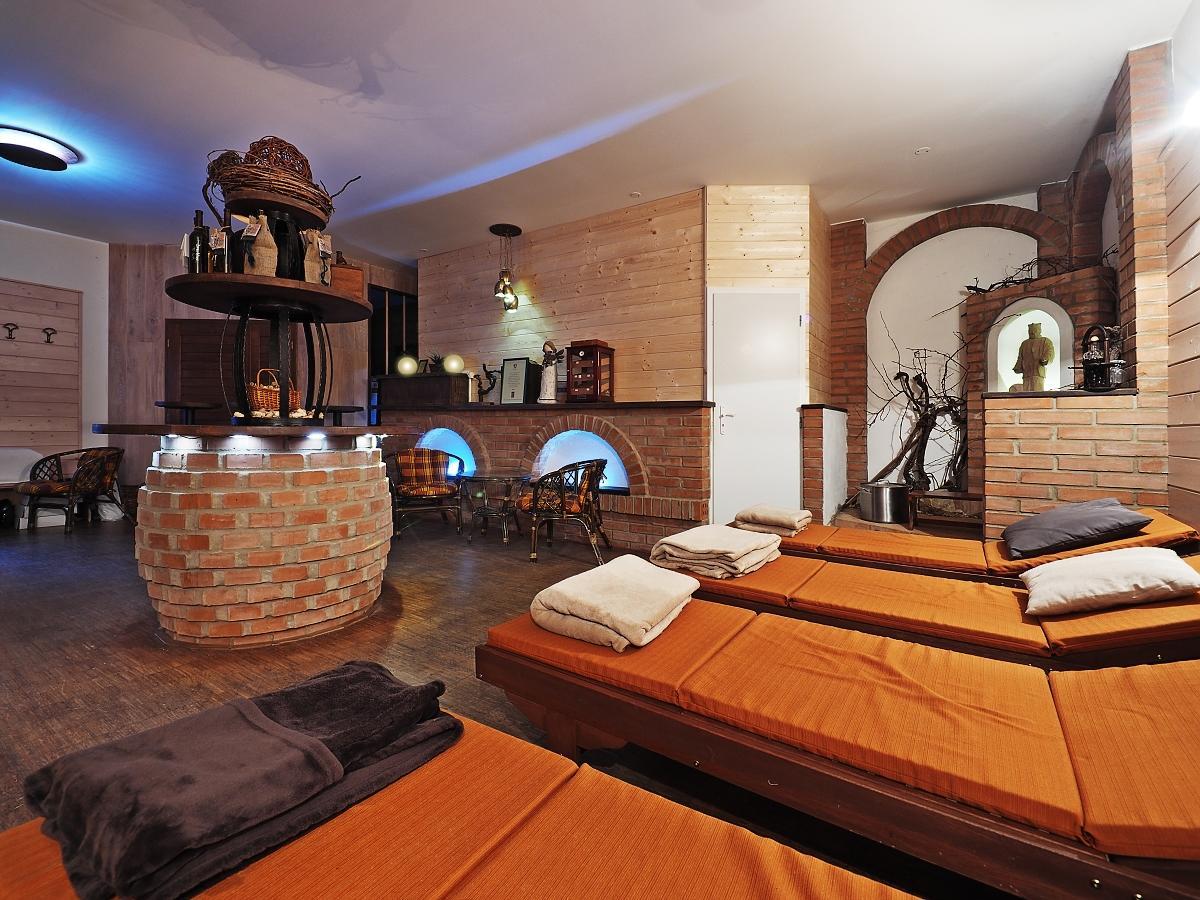 Hotel Vinohrad Milotice Kültér fotó